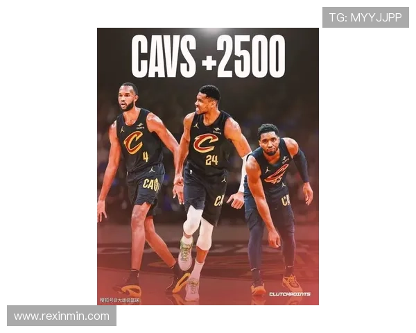 字母哥半场表现抢眼7投5中斩获10分7板3助助球队领先